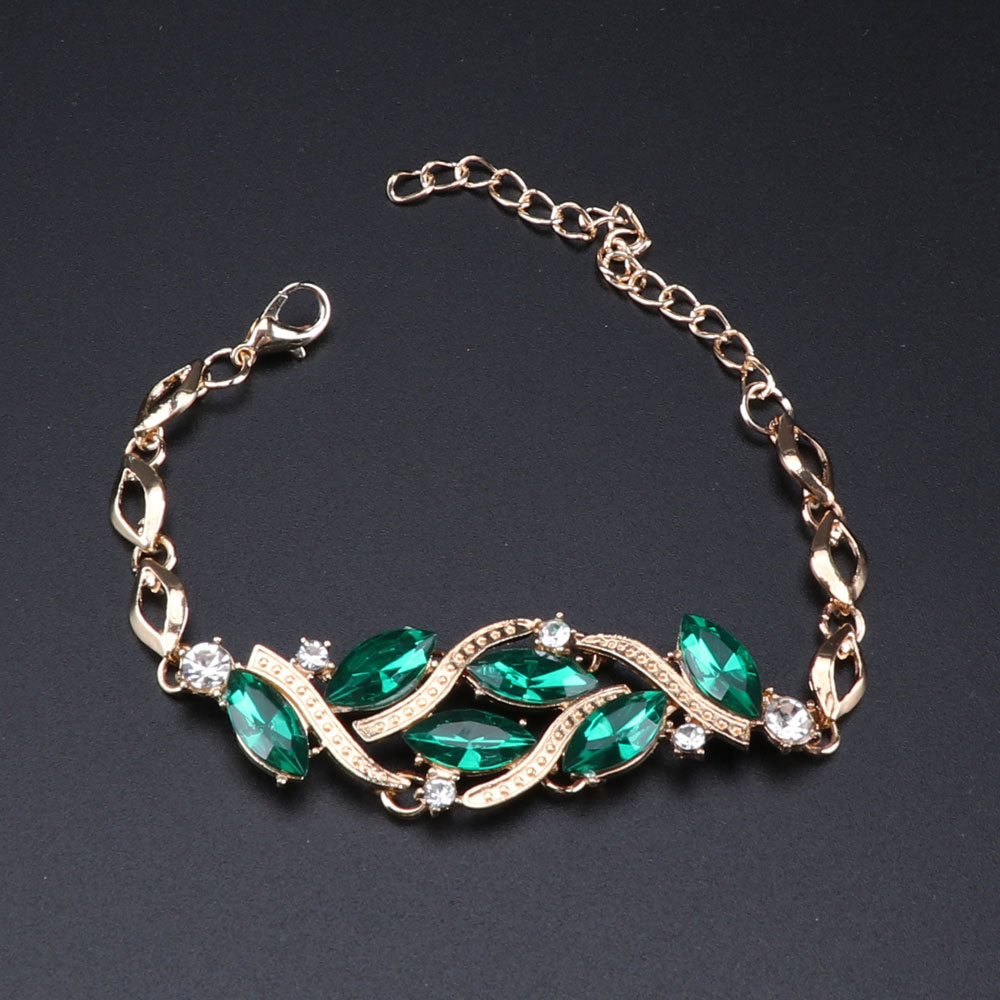 CYNTHIA Luxury Green Colour Cr - Women Accessories India recension och pris