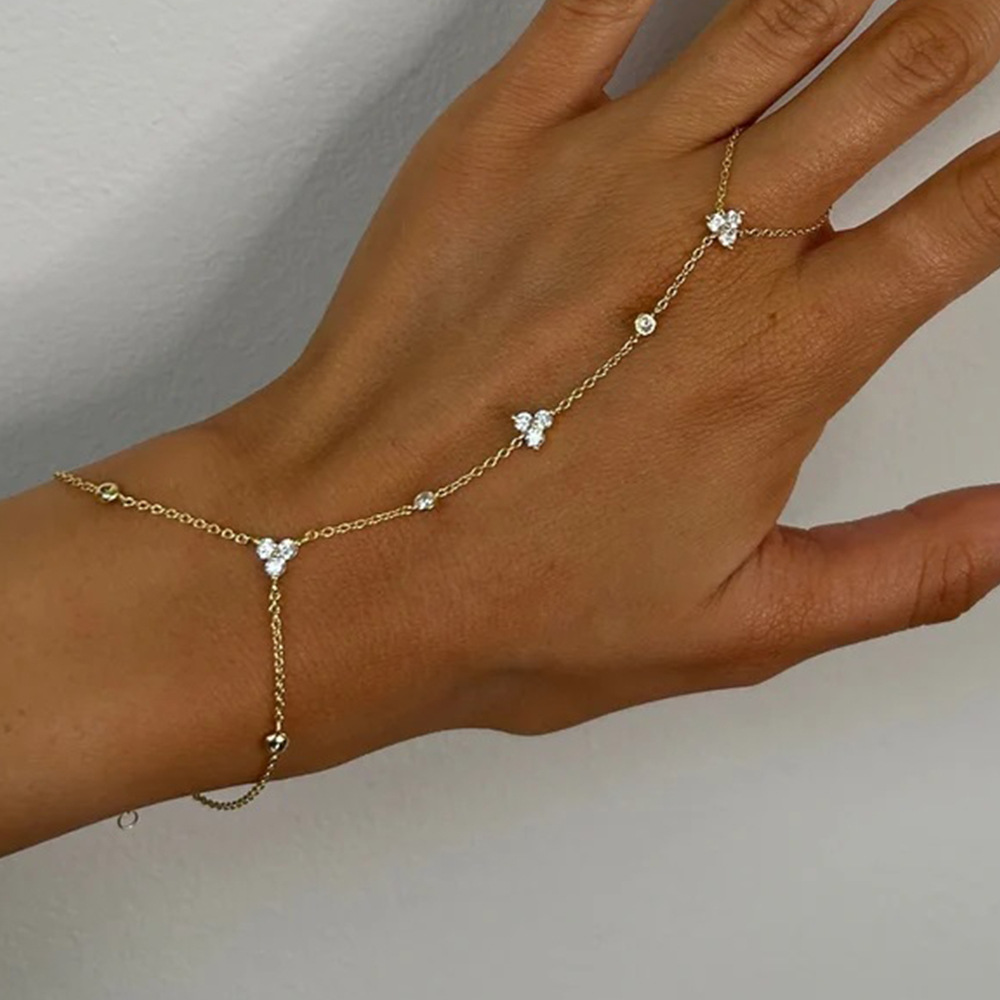 Crystal Fingerless Hand Chain  - Women'S Accessories Amazon recension och pris