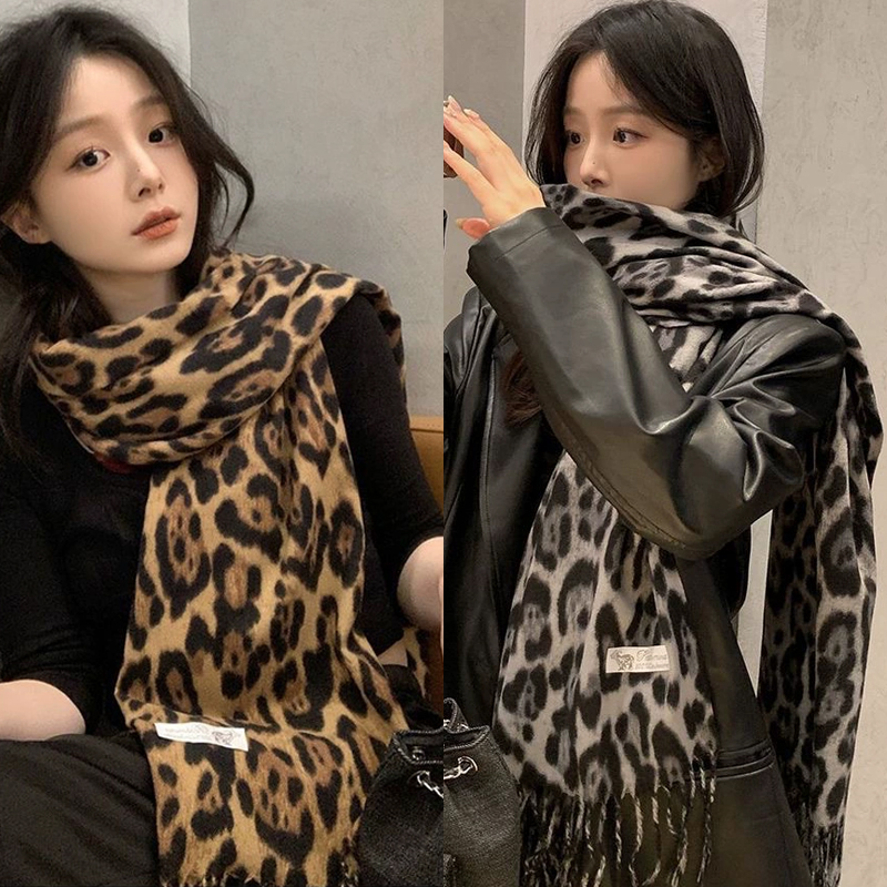 2025 New Retro Silk Leopard Pa - Women'S Winter Accessories Set recension och pris