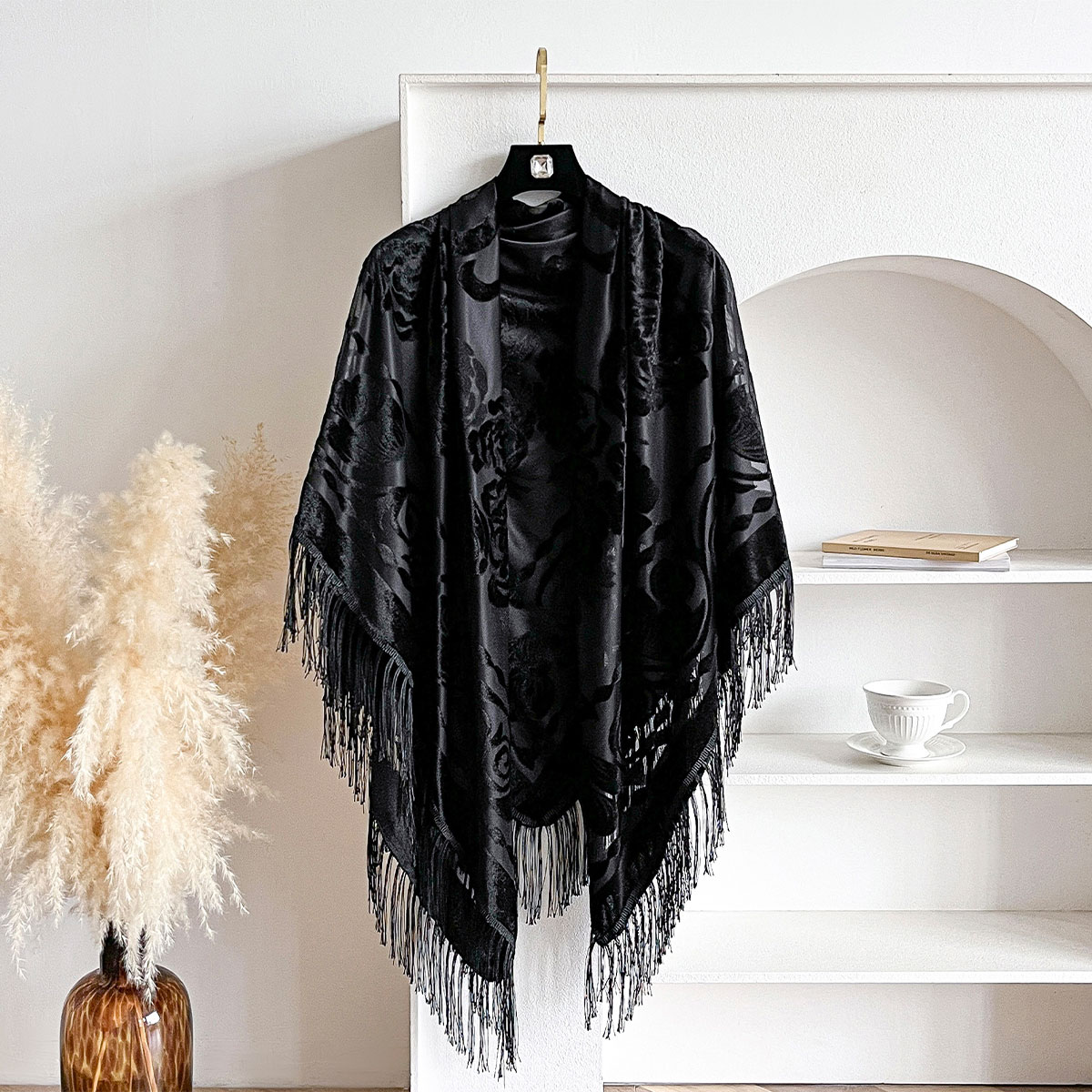 Retro Velvet Tassel Scarf Flor - Women'S Winter Accessories Set recension och pris